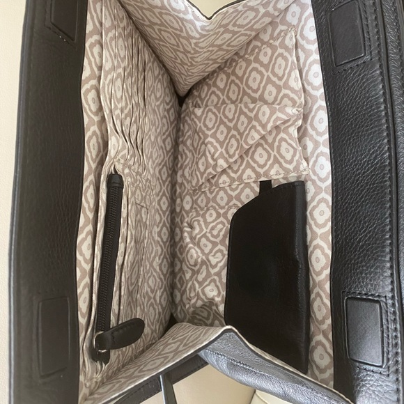 Brighton Limited Edition Black Leather Embroidered Organizer Crossbody - Picture 3 of 4